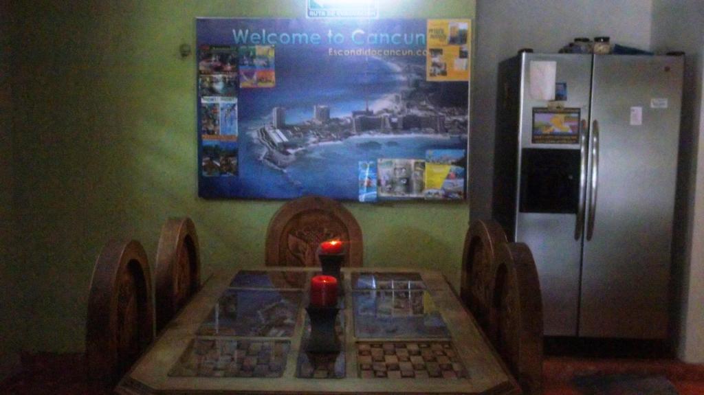 Mayan Hostel Канкун Екстериор снимка
