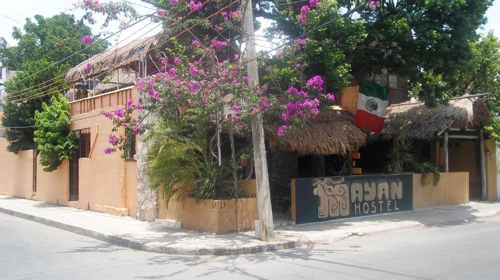 Mayan Hostel Канкун Екстериор снимка