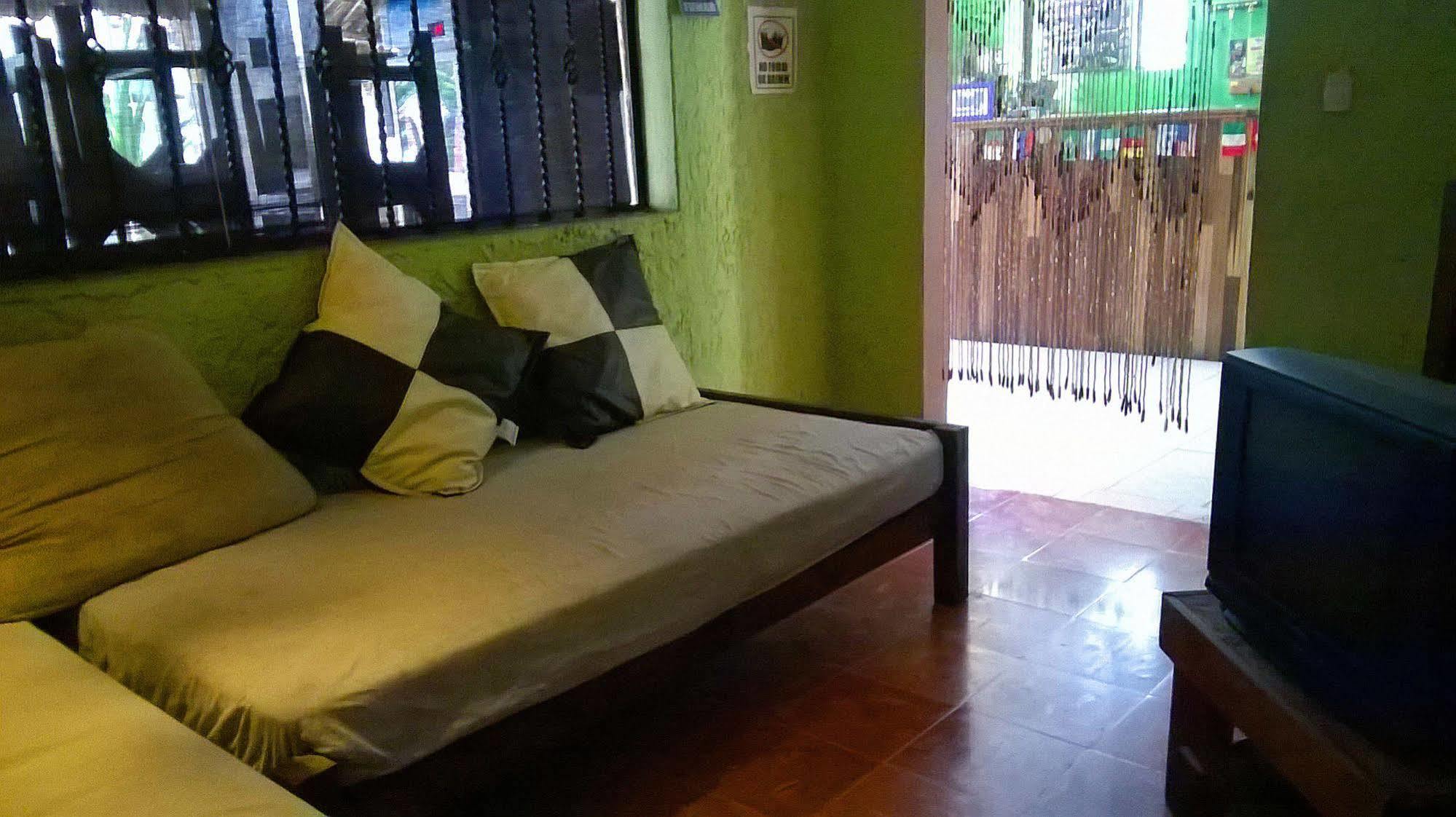 Mayan Hostel Канкун Екстериор снимка